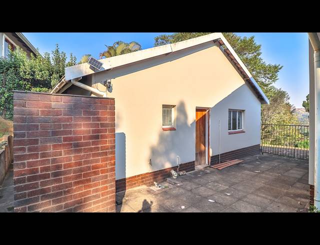 4 BEDROOM HOUSE FOR SALE IN CLARENDON